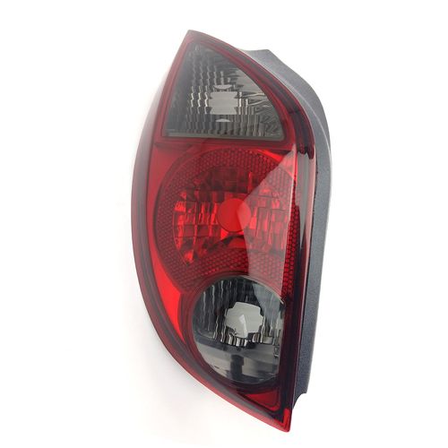 Lanterna-Traseira-Celta-2006-a-2015-Fume-Lado-Esquerdo Lanterna-Traseira-Celta-2006-a-2015-Fume-Lado-Esquerdo