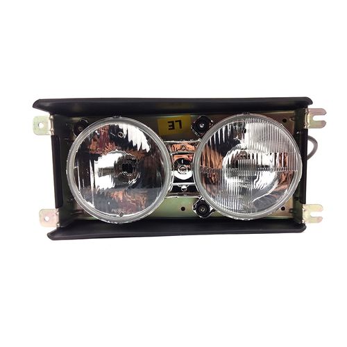 Farol-Mercedes-712-1714-1215-1618-Cara-Chata-Lado-Esquerdo Farol-Mercedes-712-1714-1215-1618-Cara-Chata-Lado-Esquerdo