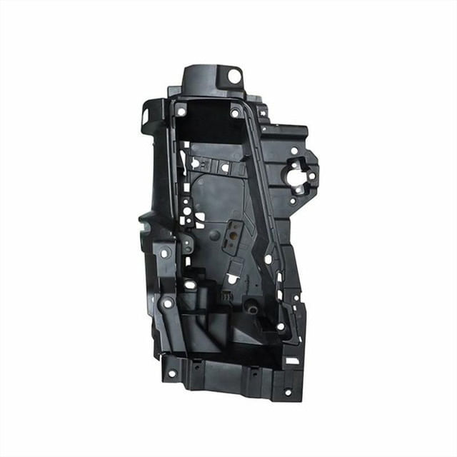 Bojo_Farol_Volvo_FH_13_2010-_Lado_Direito