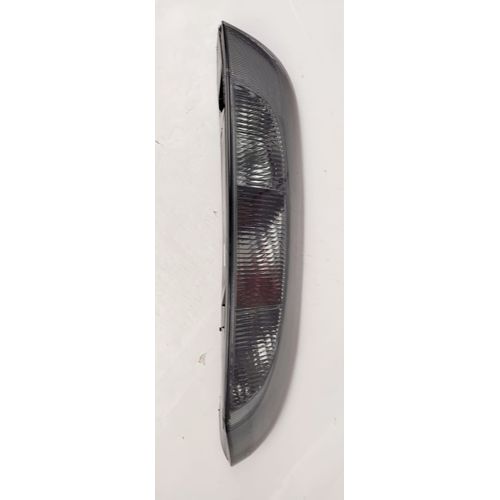 LANTERNA_TRASEIRA_CORSA_HATCH_03-_LE_-_FUME
