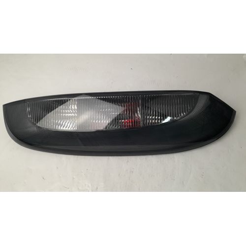 LANTERNA_TRASEIRA_CORSA_HATCH_03-_LD_-_FUME